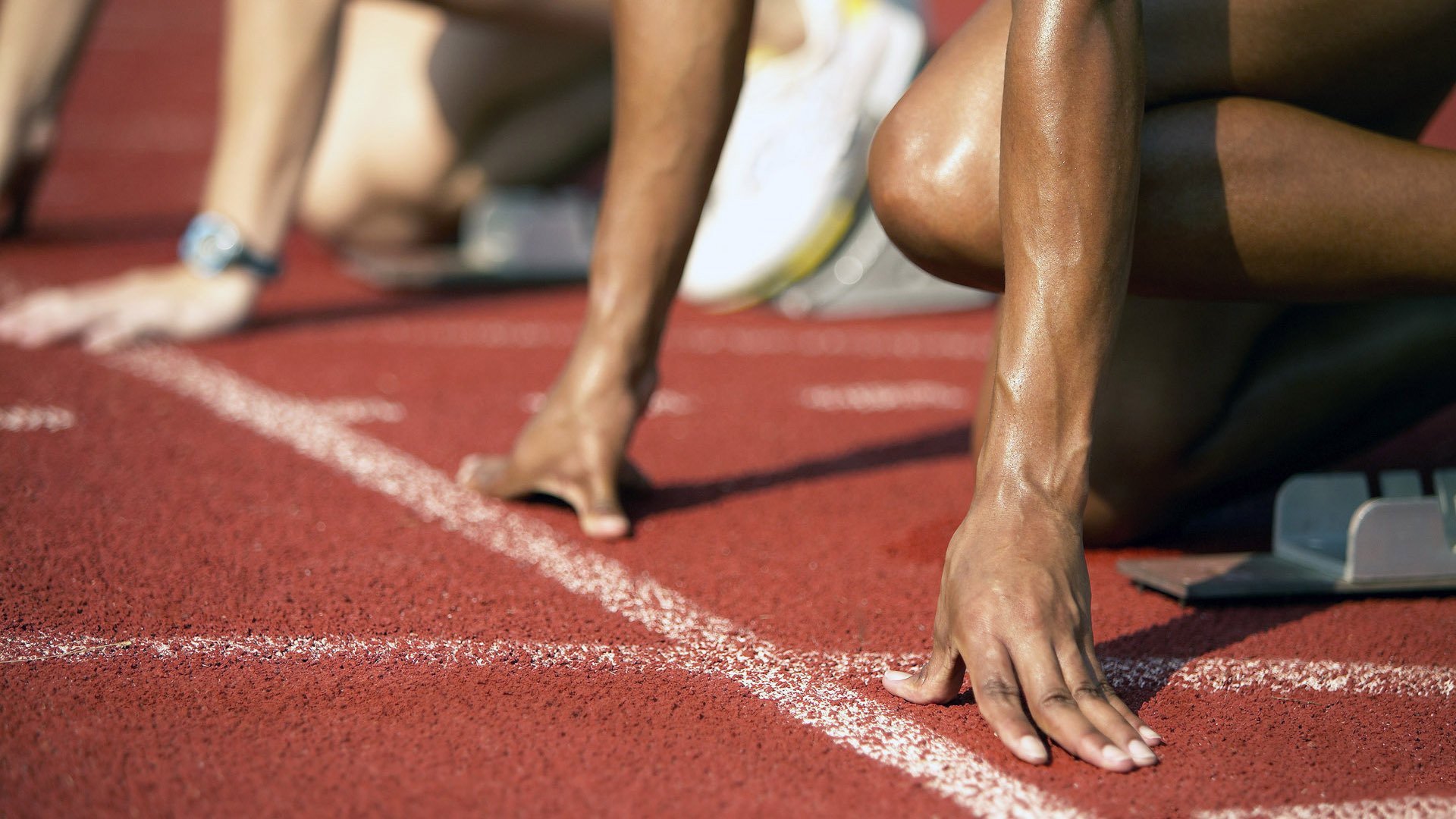 _运动员心理辅导的重要性:赛场内外的心理战_,运动员心里训练应注意哪几个主要问题